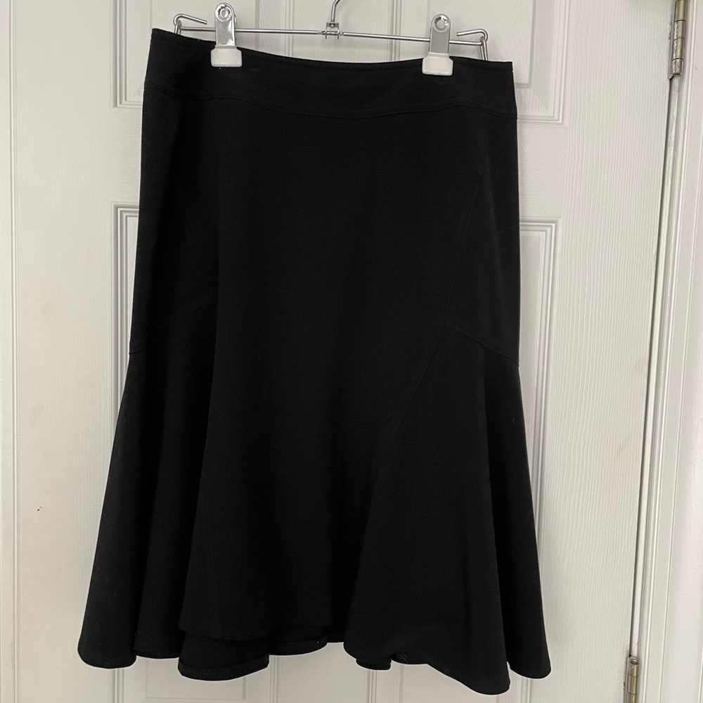 Larry Levine Black flair full skirt, lined size 8